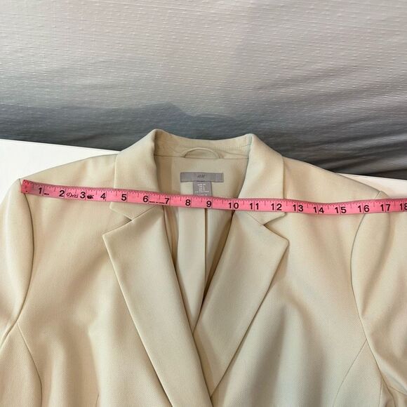H&M Womens L Cream Oversized Blazer Structured One Button Minimalist Old Money - Picture 8 of 16